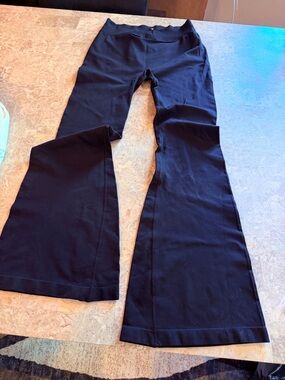 Women’s Black Boot-Cut Active Pants